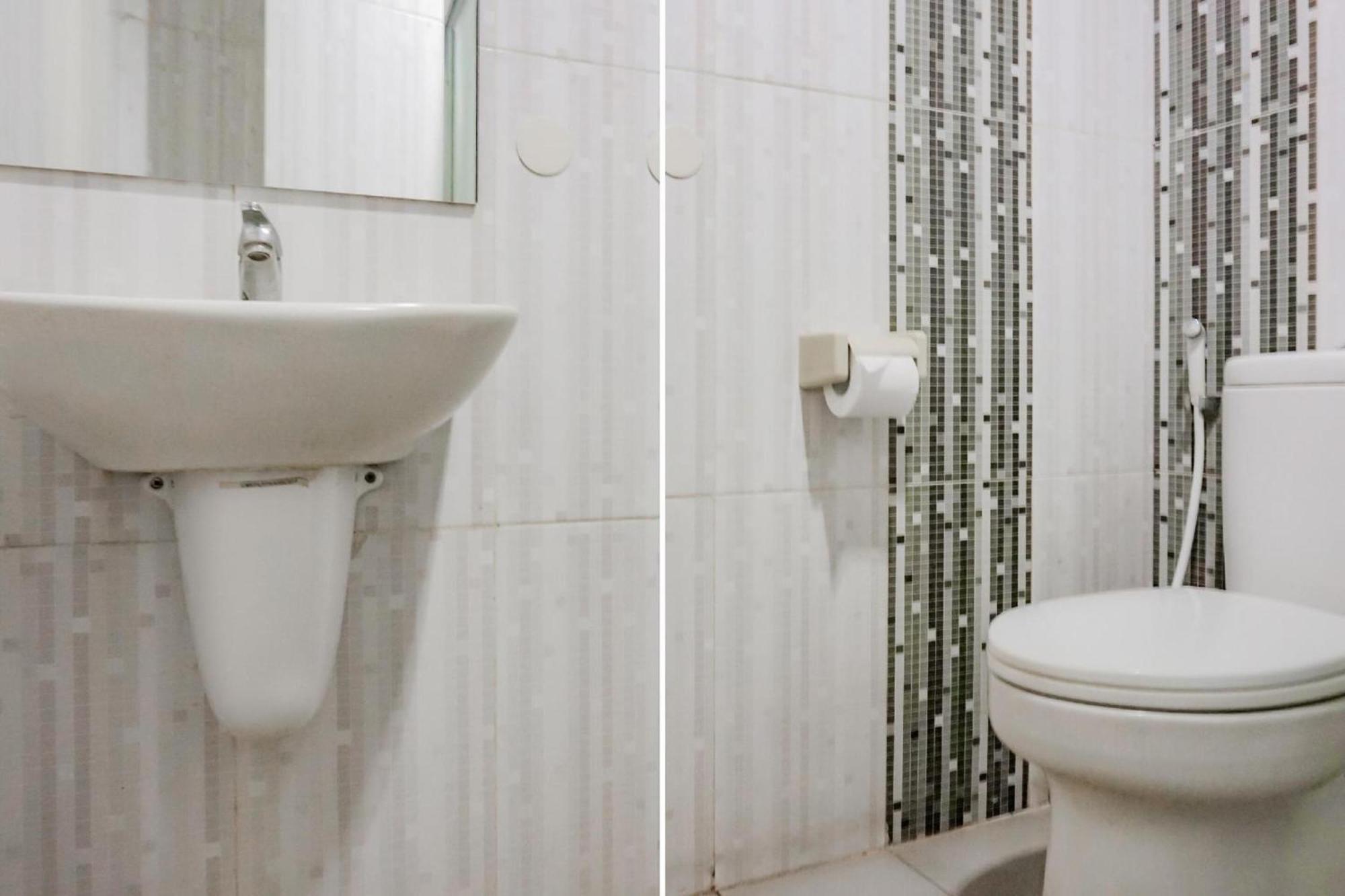 Collection O Hotel Antara Джакарта Екстер'єр фото